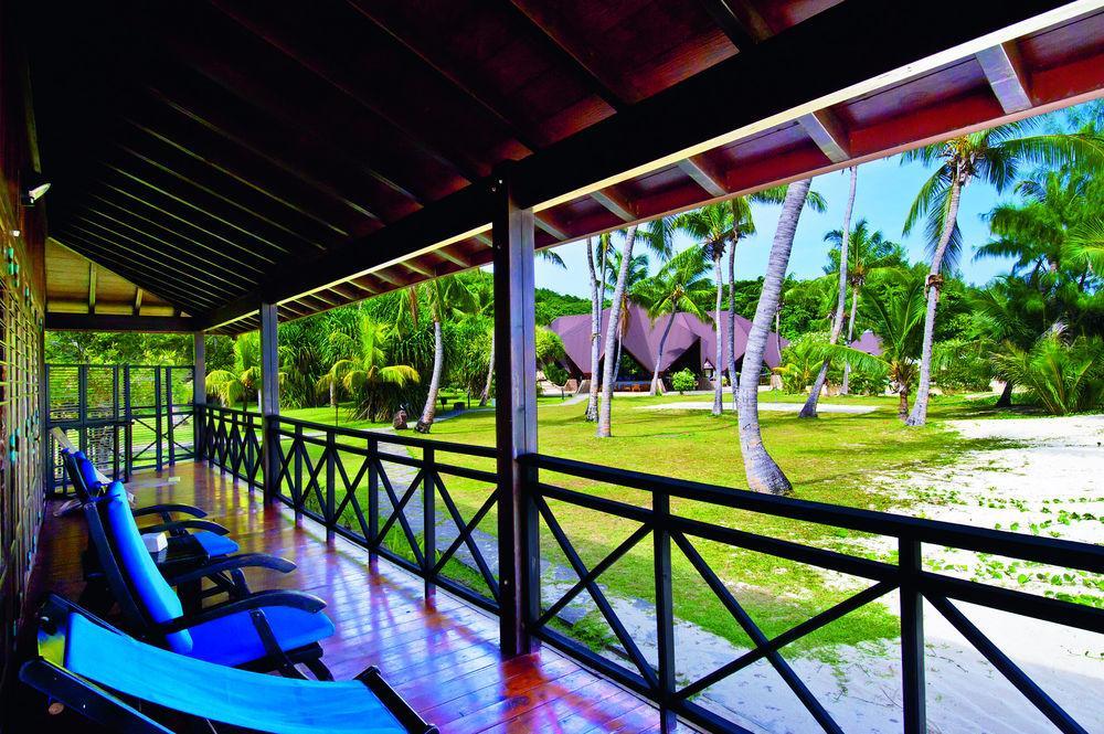 New Emerald Cove Hotel Baie Sainte Anne Екстериор снимка