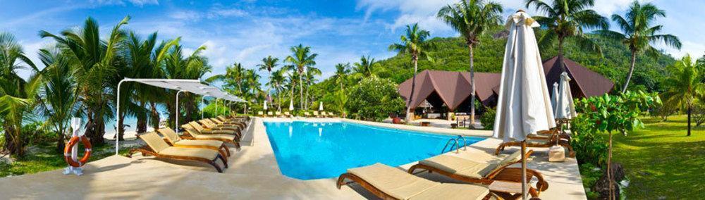 New Emerald Cove Hotel Baie Sainte Anne Екстериор снимка