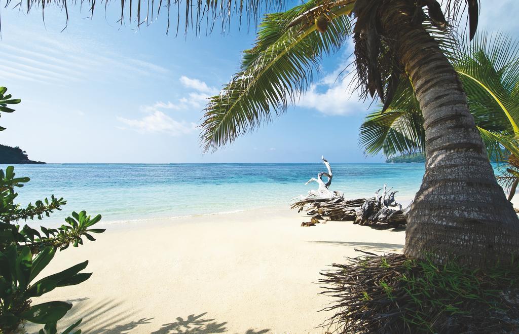 New Emerald Cove Hotel Baie Sainte Anne Екстериор снимка